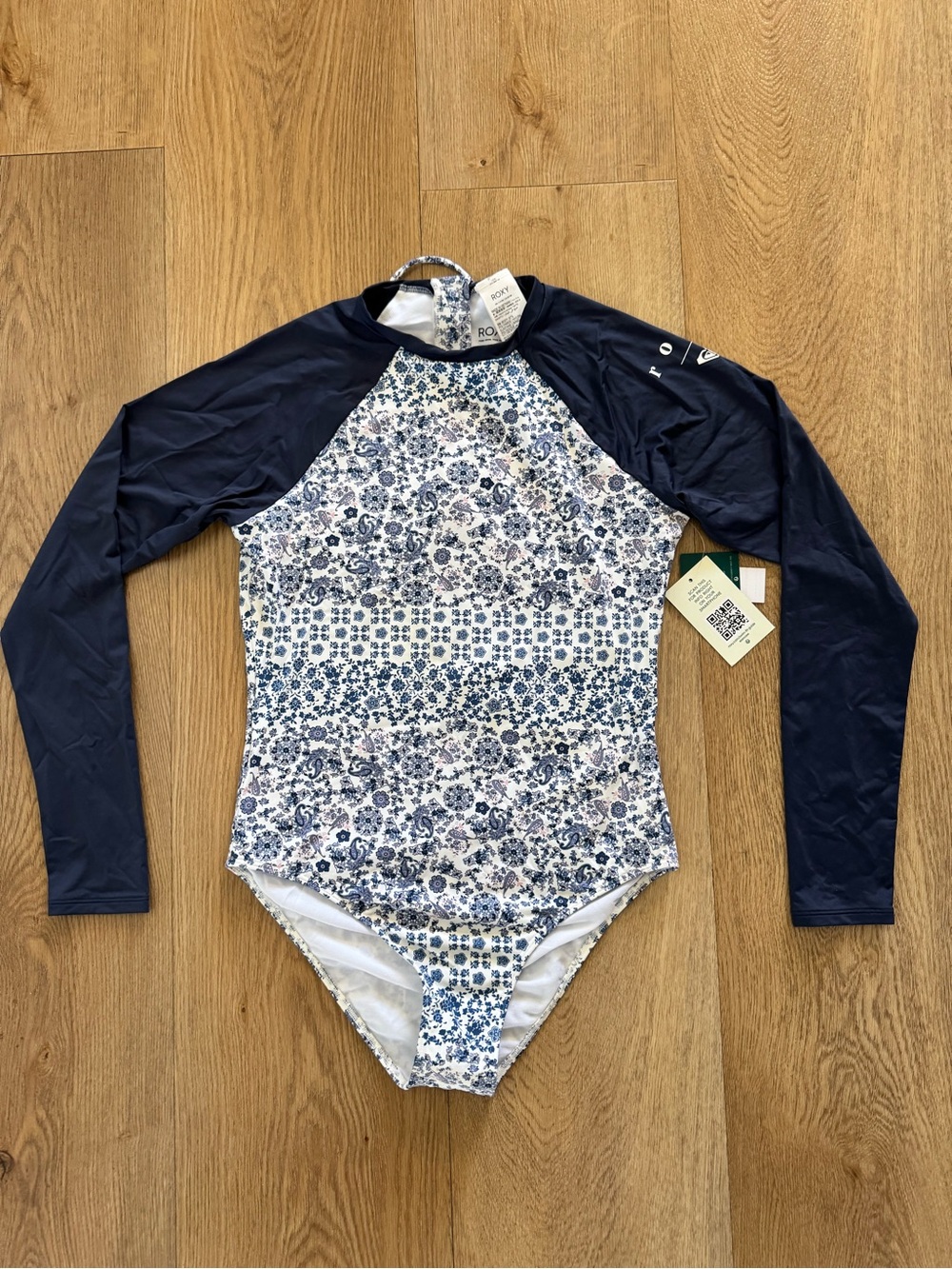 NWT Roxy Long Sleeve One Piece Swimsuit Bathing Suit Large